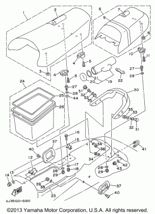 SEAT - UNDER LOCKER